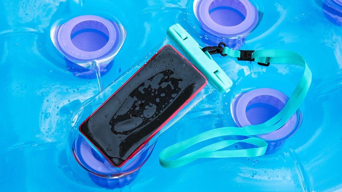Waterproof Phone Case e1655923194171